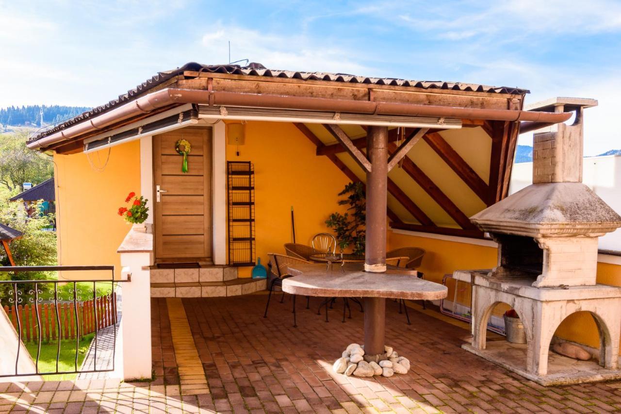 Chatka Elegant Besenova Exterior foto